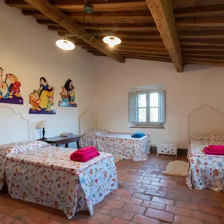 Stone House 15th Century בית נופש